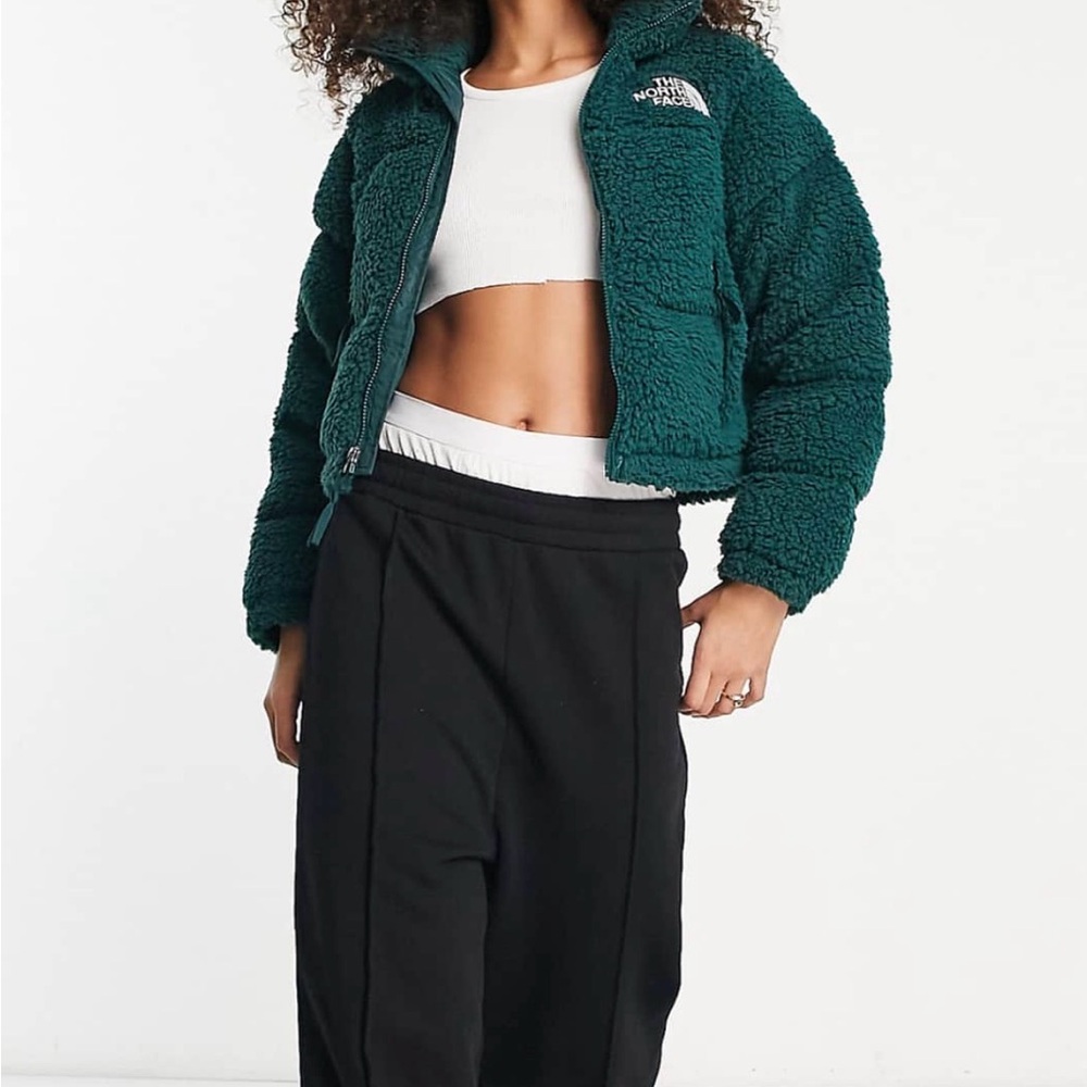 Women's Green Nuptse crossed high pile down jacket in Green